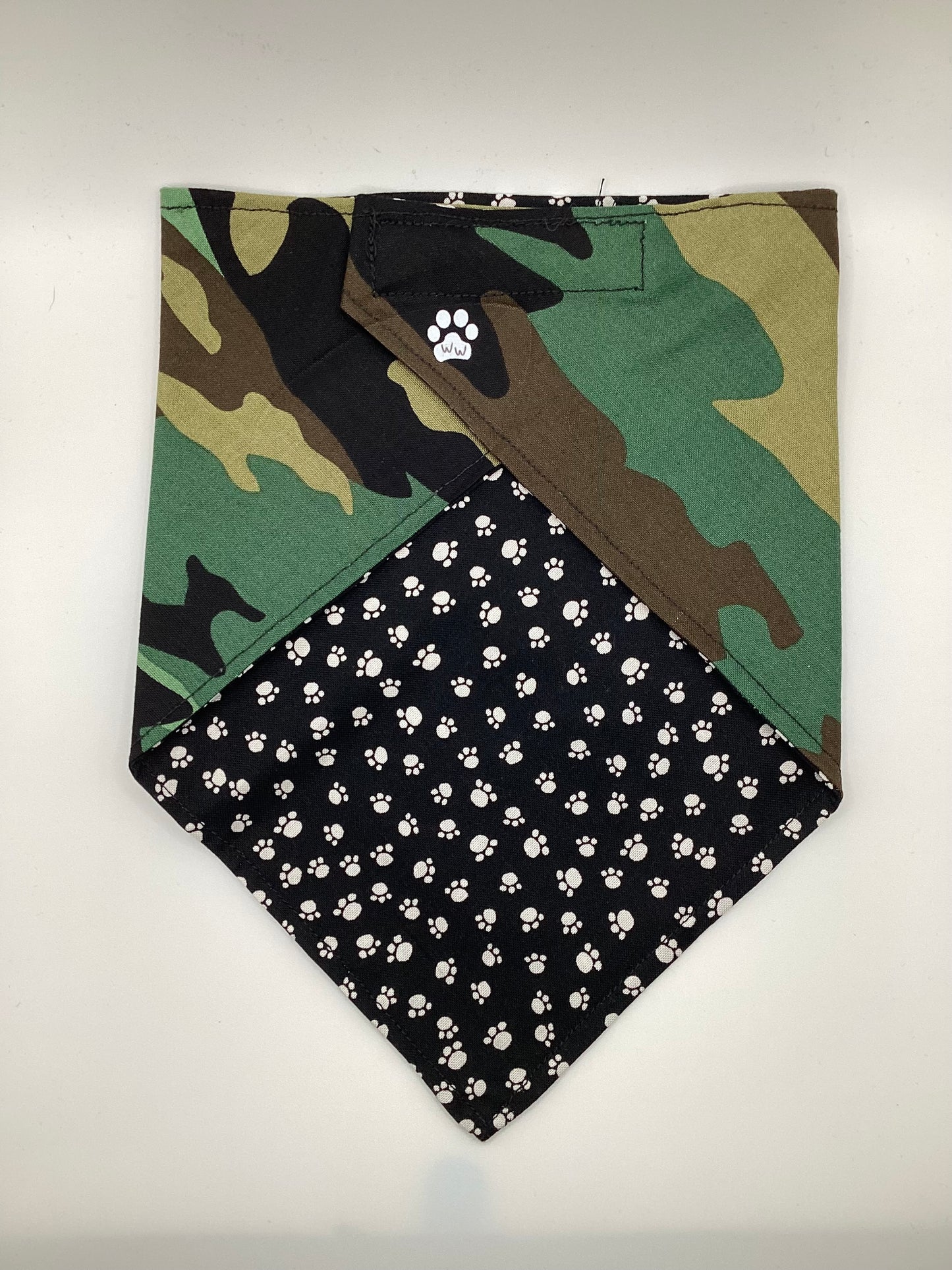 Camo (Paw Prints)